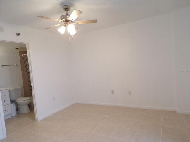 Building Photo - 21405 Olean Blvd