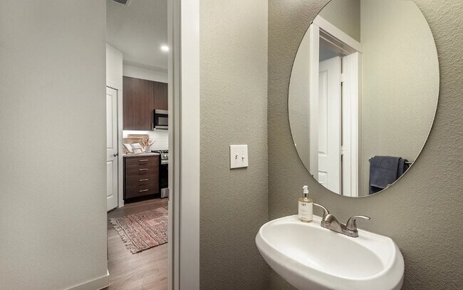 Building Photo - 3901 James Pitts Dr