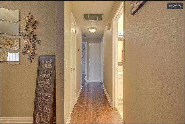 Building Photo - Charming 3-Bedroom Home with Vaulted Ceili...