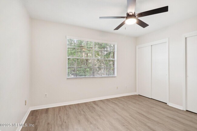 Building Photo - 1846 Mallory St