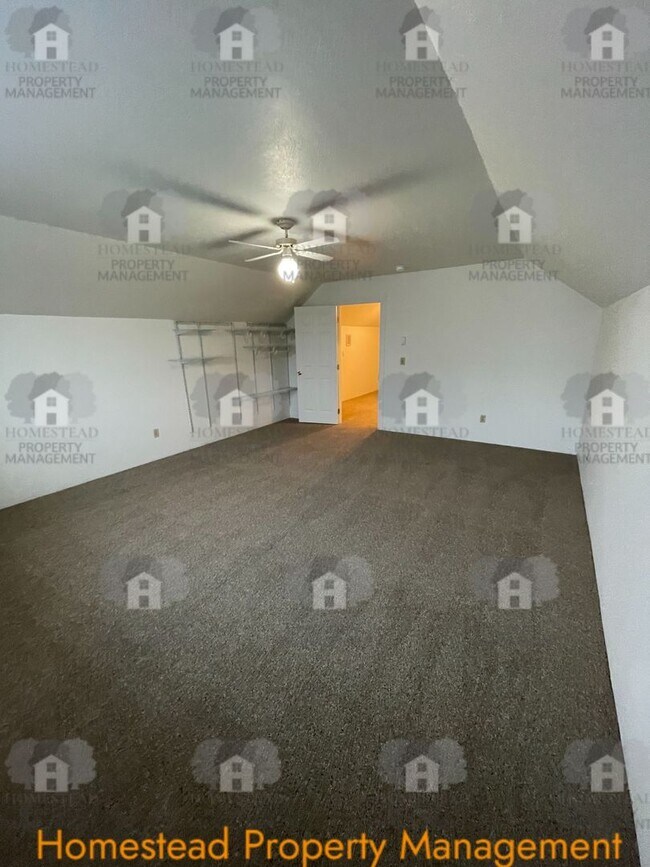 Building Photo - Celebrate the new year with 1/2 off one months rent!