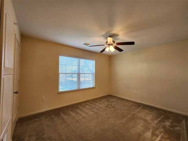 Building Photo - 1714 Doyle Ct