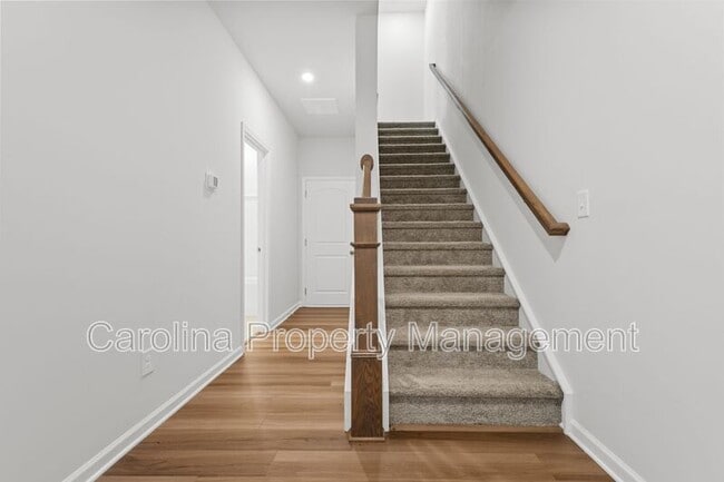 Building Photo - 10138 Hemingway Pl