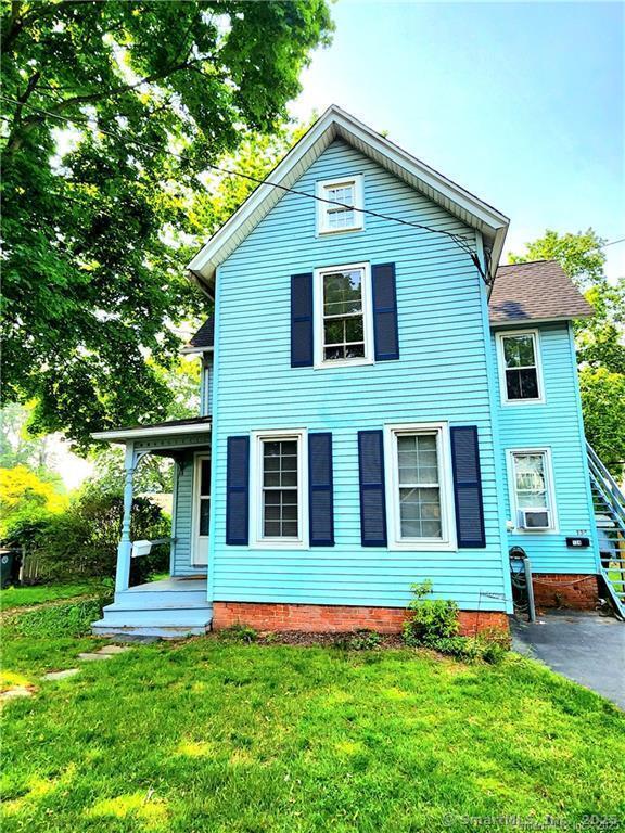 Primary Photo - 136 Maple St