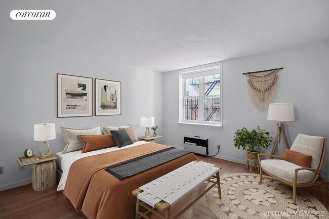 Building Photo - 41 Spring St