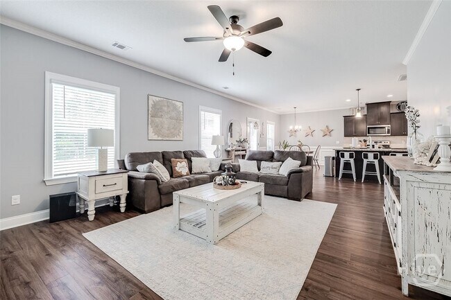 Building Photo - 114 Sams Dr