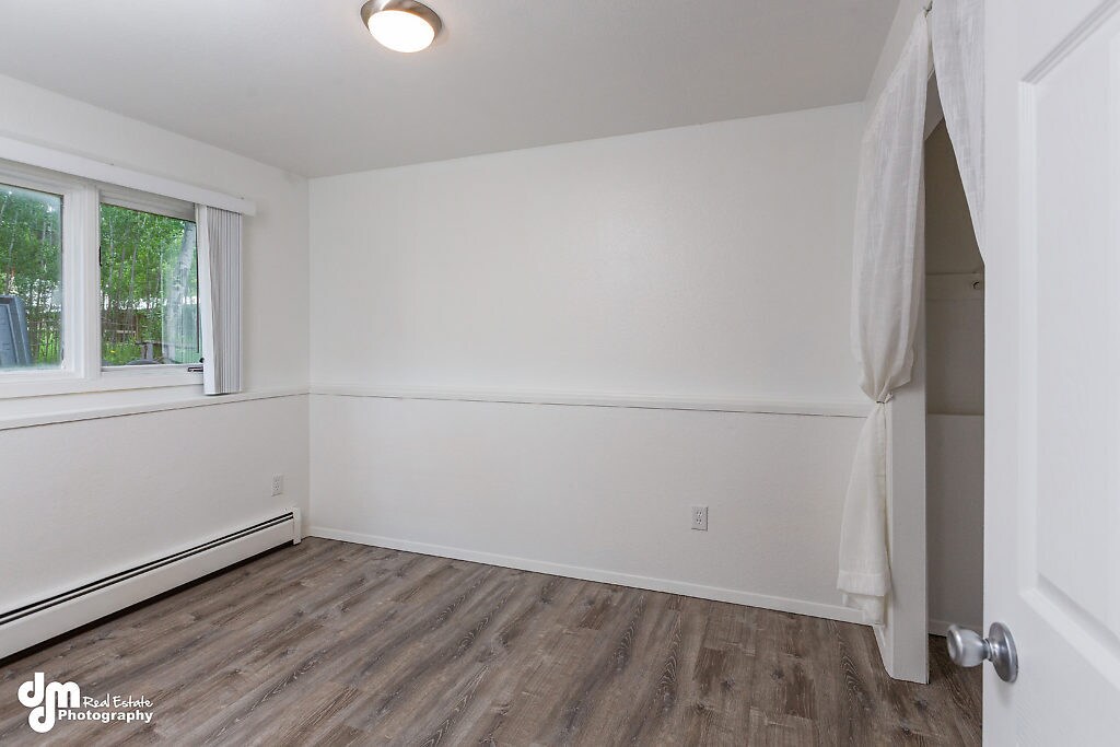 Building Photo - 2021 Farmer Pl