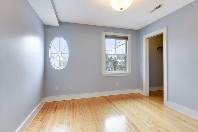 Building Photo - 1397 Englewood Ave