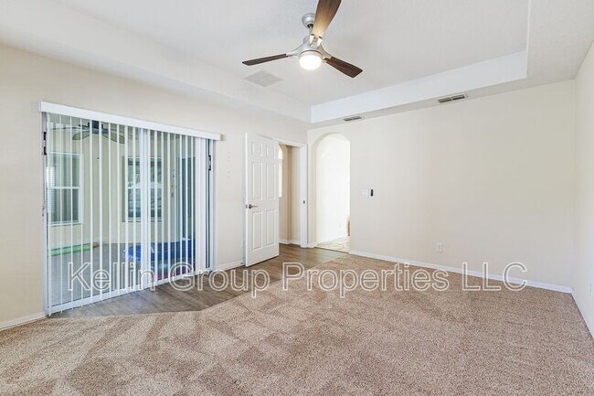 Building Photo - 7233 Wakeview Dr