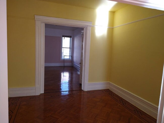 Building Photo - 571 Eastern Pkwy