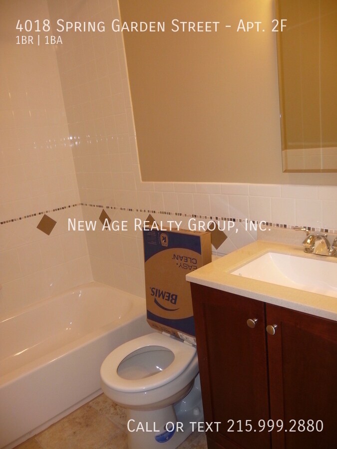 Building Photo - 4018 Spring Garden St