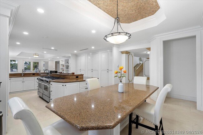 Building Photo - 414 Riviera Isle Dr