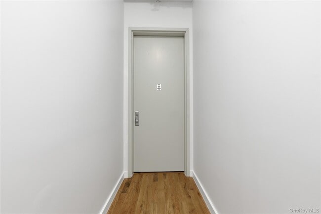 Building Photo - 99 Main St