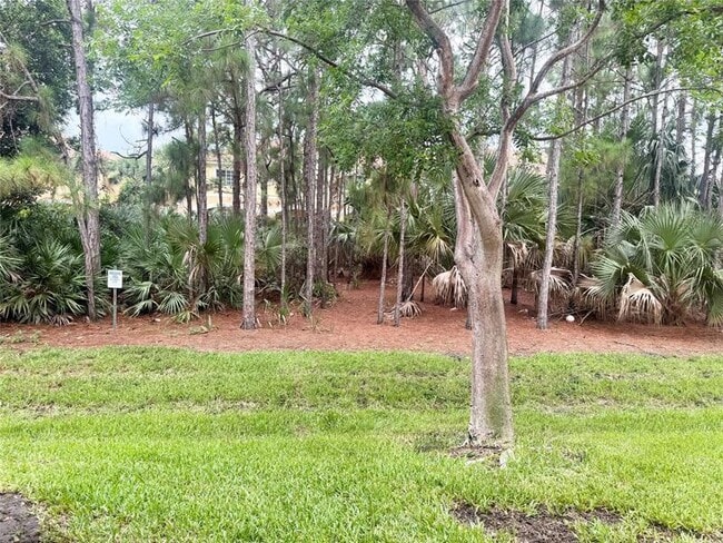 Building Photo - 5132 SE Mariner Garden Cir