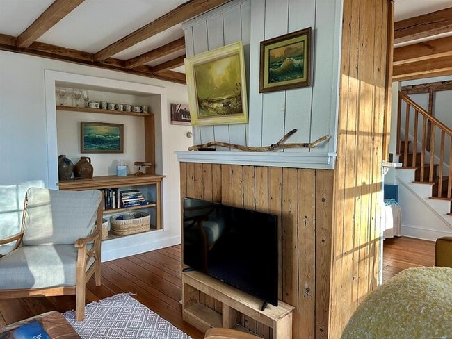 Building Photo - 43 Pennywise Ln