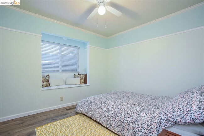 Building Photo - 5545 Drakes Ct