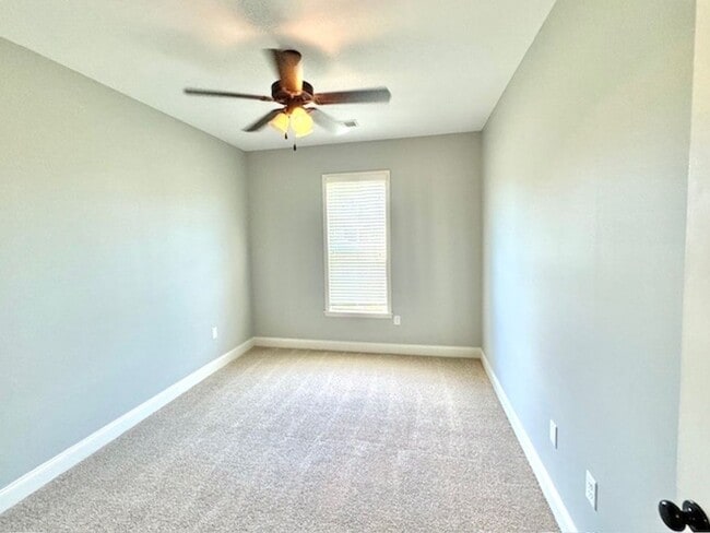 Building Photo - RiverstoneDrive5378