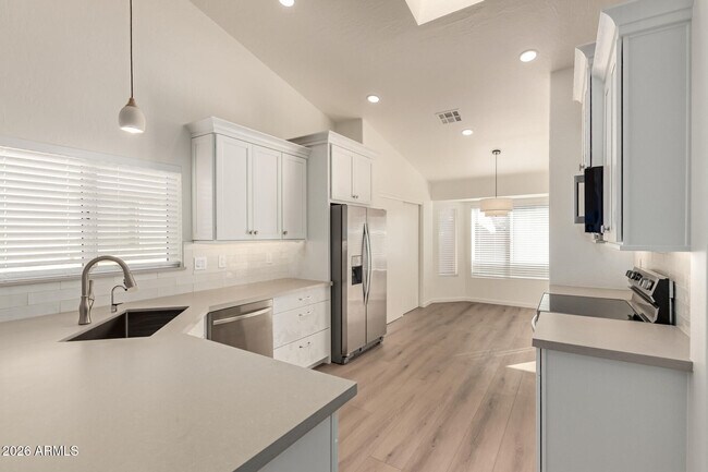 Building Photo - 3151 W Frankfurt Dr