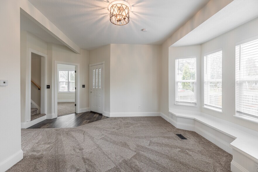 Vic I - 1144 SE 85th Ave