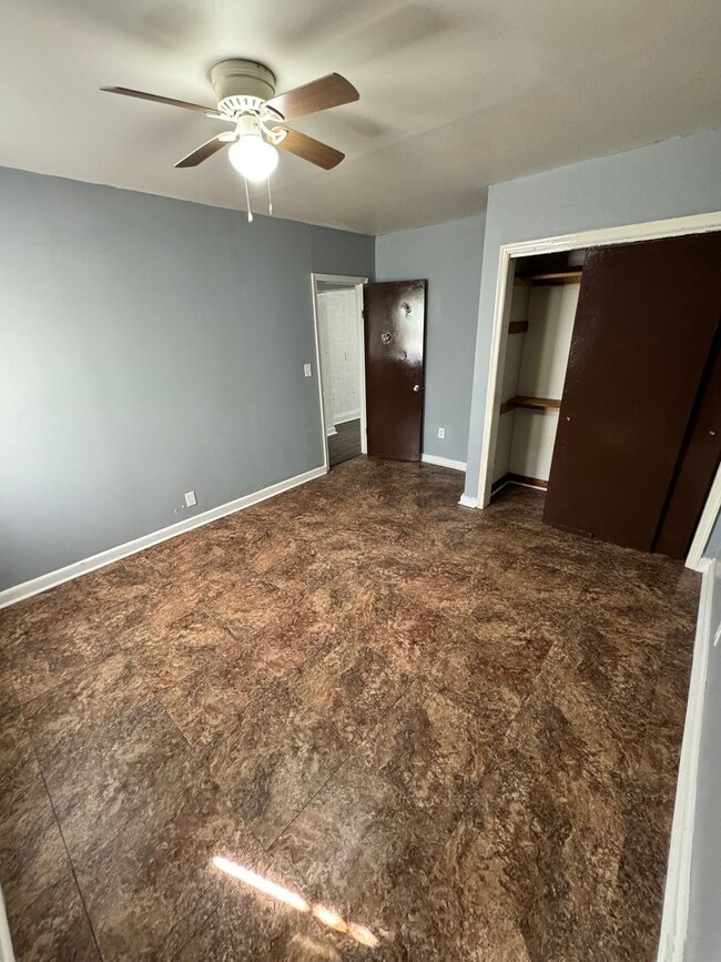 Building Photo - Spacious 4 bedroom 2 bath House in Richmond