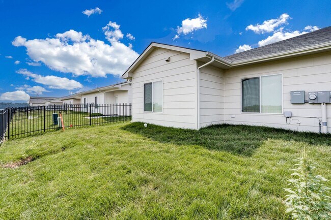 Building Photo - Area151-Kingston Plan