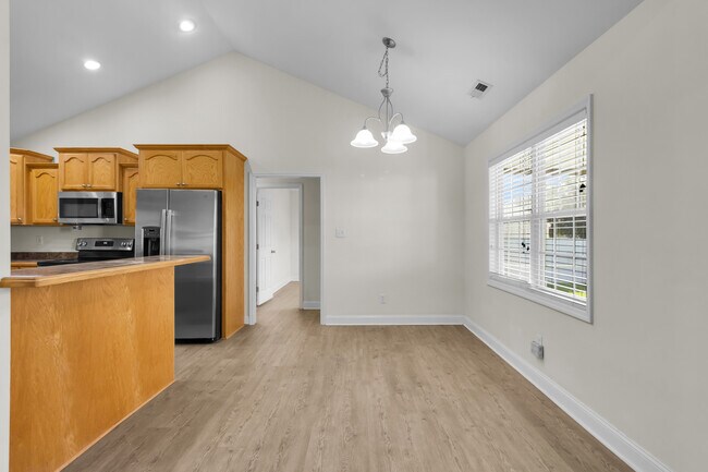 Building Photo - 110 Delanie Way