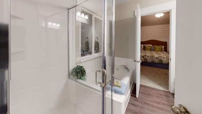 Building Photo - Don't Miss This Former Model Home Rental