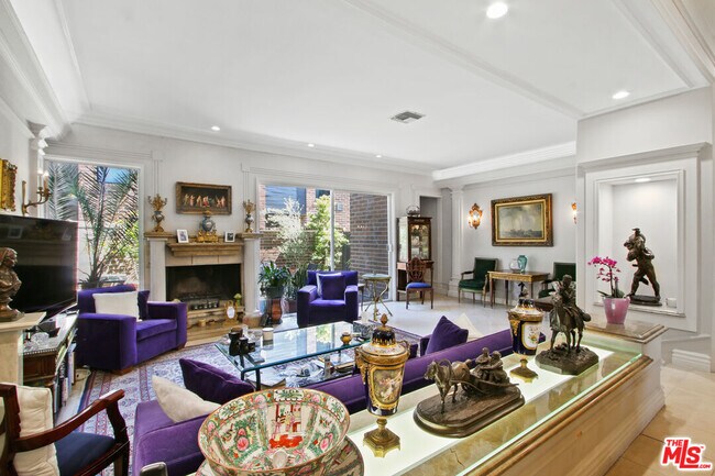 Building Photo - 9303 Burton Wy