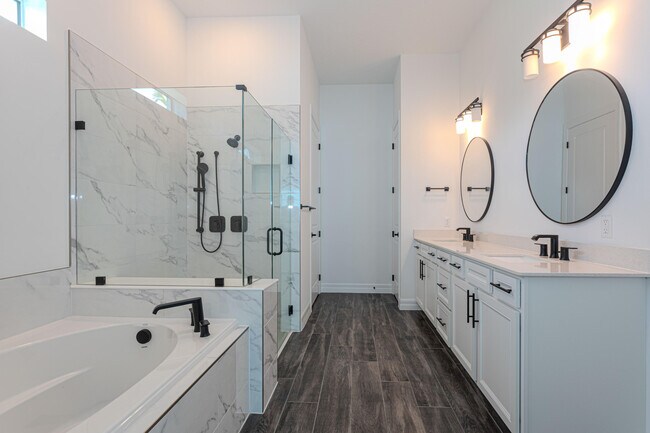 Building Photo - 10815 Stellar Cir