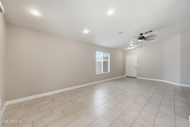 Building Photo - 1616 E Desert Ln