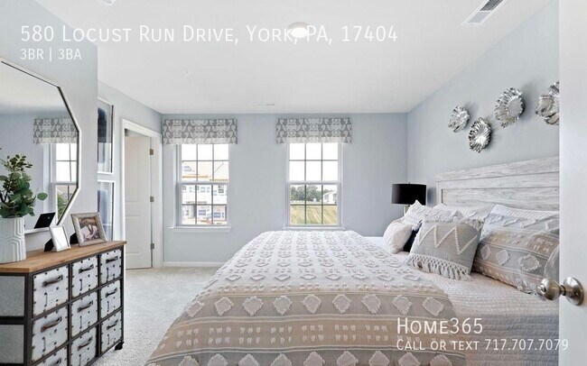 Building Photo - Brand New Townhouses on Locust Run Drive!