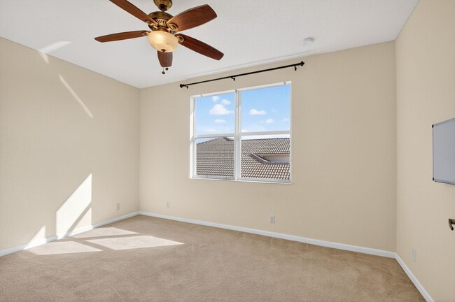 Building Photo - 6068 Pond Bluff Ct