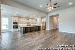 Building Photo - 361 Bridle Trl
