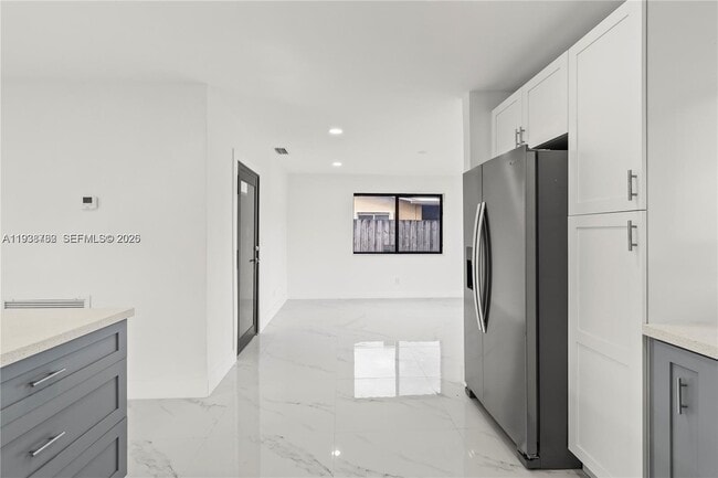 Building Photo - 8631 NW 24th Ct