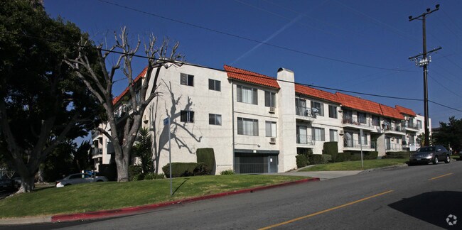 Primary Photo - 11081 Rose Ave