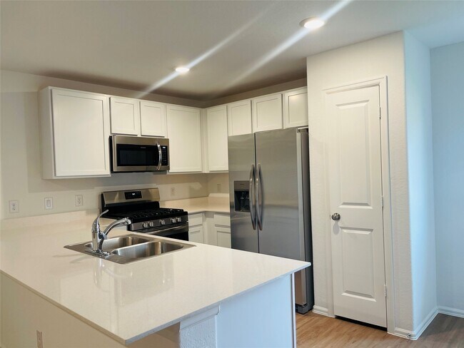 Building Photo - 19507 Oliveto Ct.