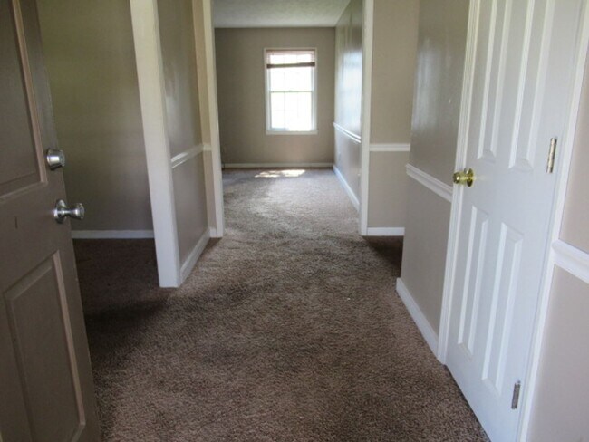 Building Photo - 3bd, 2ba. with carport