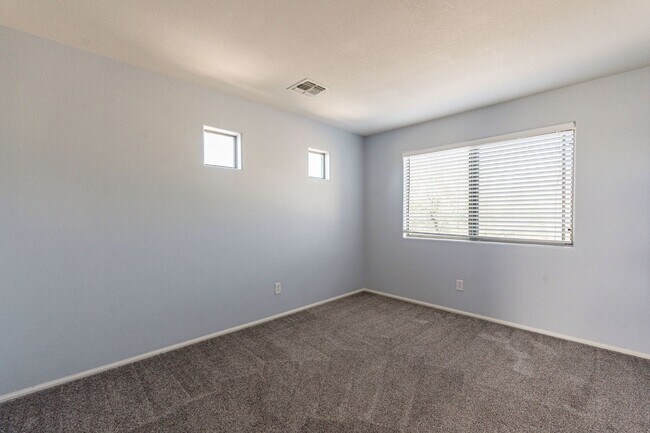 Building Photo - Move In Ready! Four Bedrooms - Close to TSMC