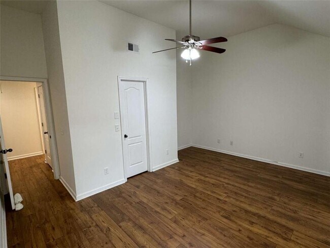 Building Photo - 6494 Whitebeam Trl