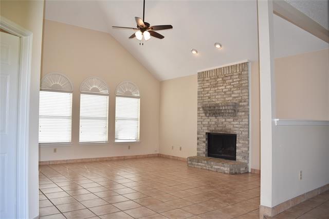 Building Photo - 803 Switzer Ln