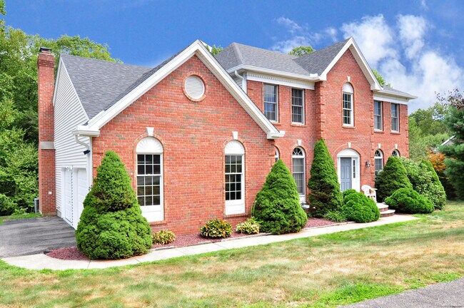 Building Photo - 34 Auburn Knoll