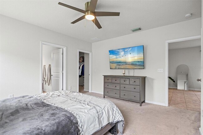 Building Photo - 10966 High Noon Trl