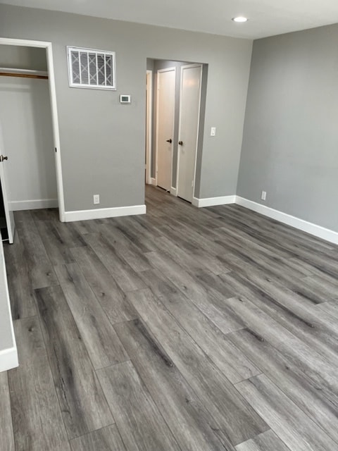 Building Photo - 502 Hope Ter