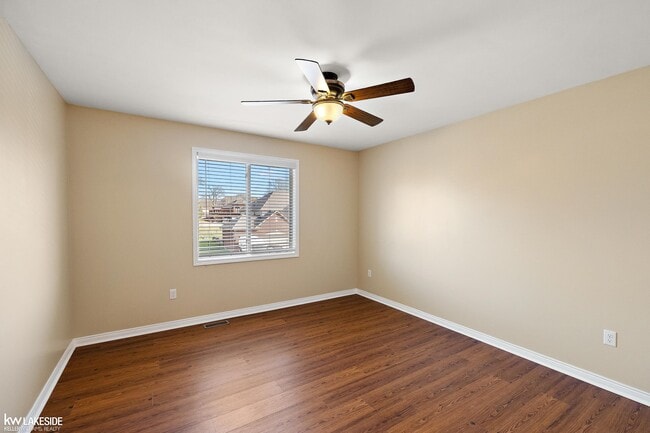 Building Photo - 46267 Terrace Dr