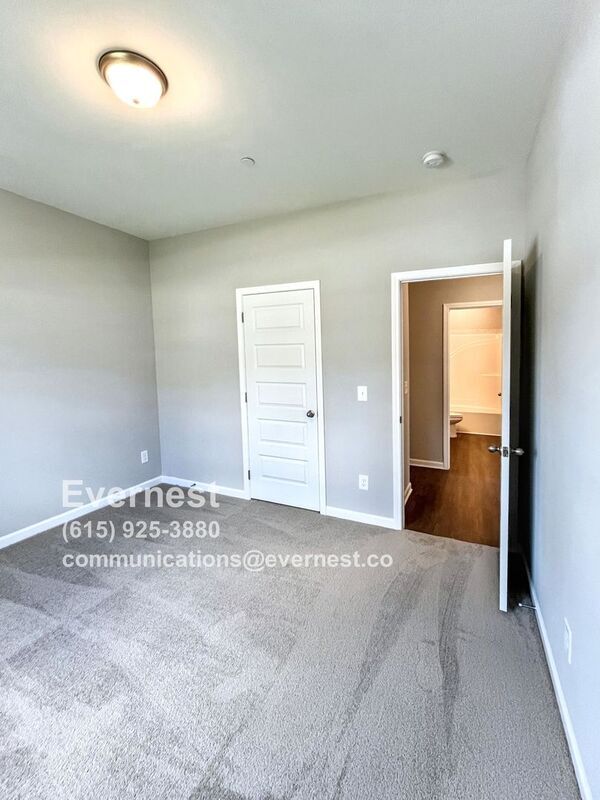 Building Photo - 1037 Echo Rdg Rd