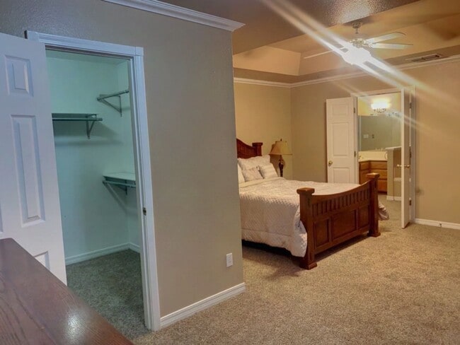 Building Photo - RENTAL Fully Furnished 4 bedroom home