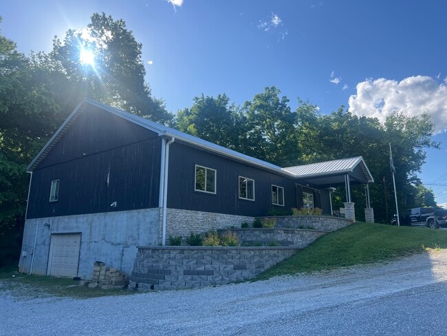 Building Photo - 2797 Happy Valley Rd