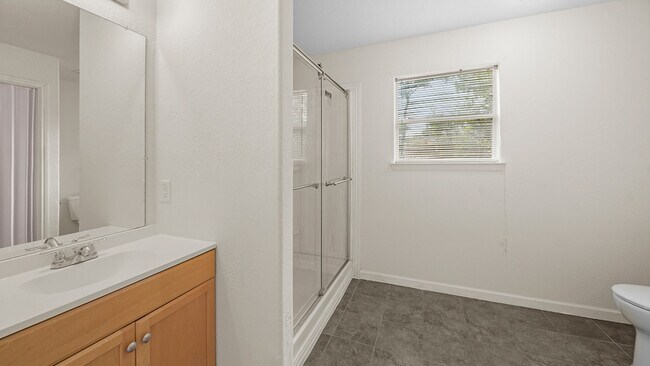 Building Photo - 2216 Avenue F