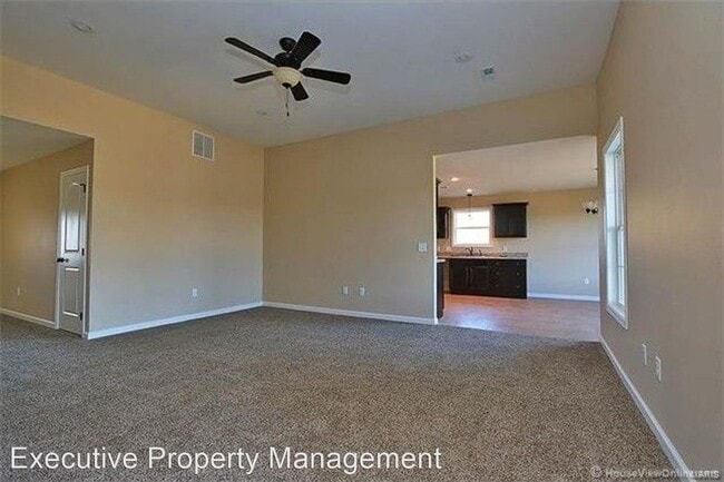 Building Photo - 3 br, 2 bath House - 212 Sun Valley Ct