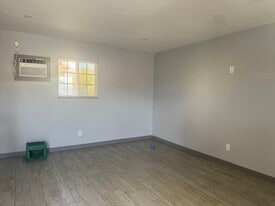Building Photo - 13751 El Cajon Dr